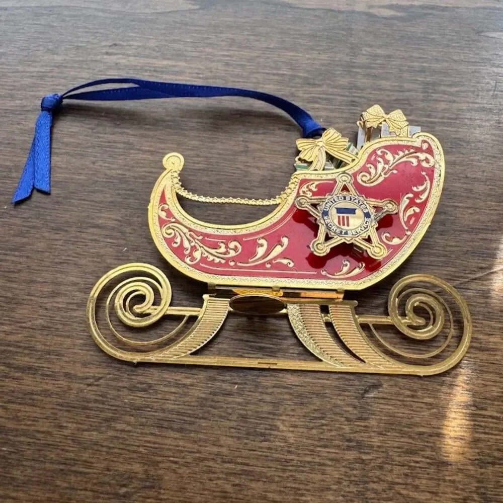 US Secret Service Christmas Ornament Sleigh and Presents Gold 2007
